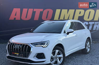 Позашляховик / Кросовер Audi Q3 2021 в Стрию