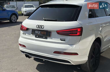 Внедорожник / Кроссовер Audi Q3 2016 в 