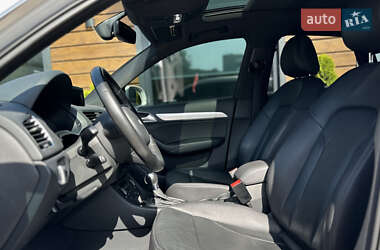 Внедорожник / Кроссовер Audi Q3 2016 в 