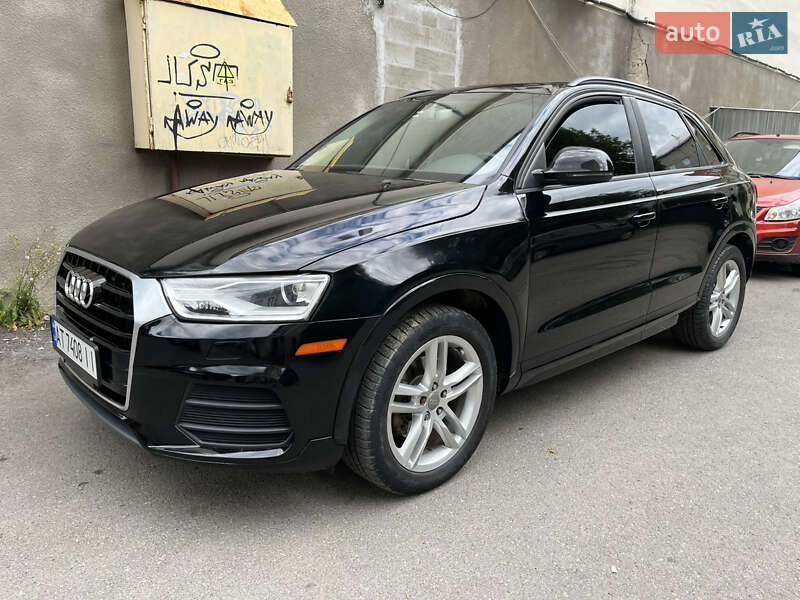 Внедорожник / Кроссовер Audi Q3 2015 в Коломые