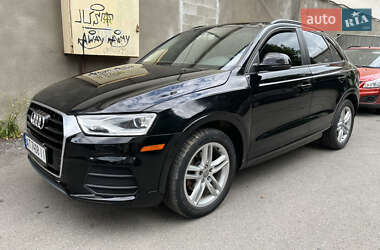 Внедорожник / Кроссовер Audi Q3 2015 в 