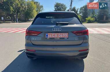 Внедорожник / Кроссовер Audi Q3 2024 в 
