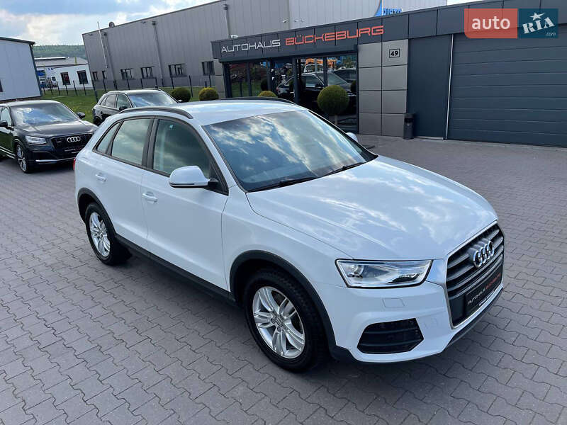 Внедорожник / Кроссовер Audi Q3 2018 в 