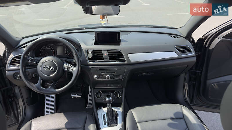 Внедорожник / Кроссовер Audi Q3 2017 в Львове