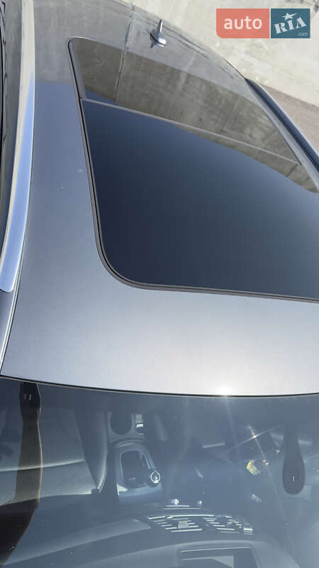 Внедорожник / Кроссовер Audi Q3 2017 в Львове