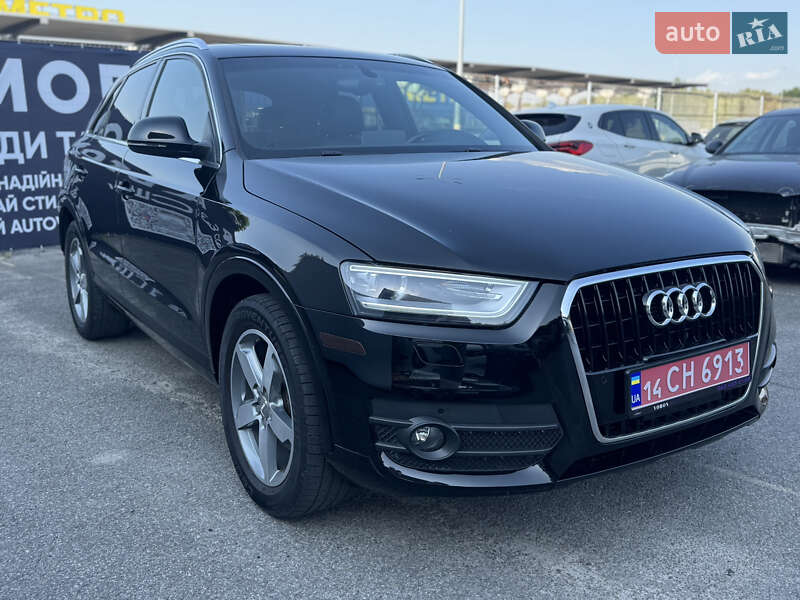 Внедорожник / Кроссовер Audi Q3 2015 в Львове