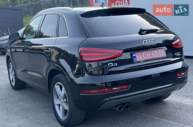 Внедорожник / Кроссовер Audi Q3 2015 в 
