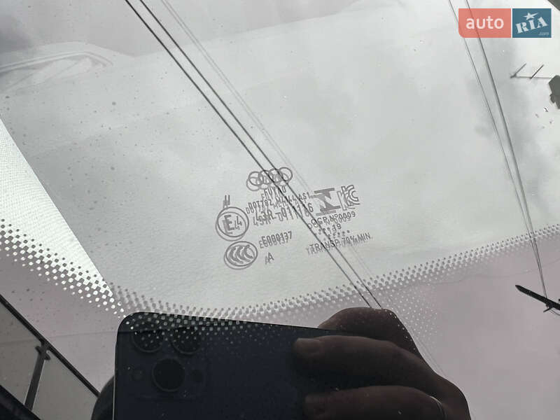 Внедорожник / Кроссовер Audi Q3 2020 в Киеве