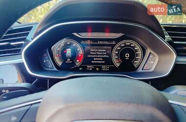 Внедорожник / Кроссовер Audi Q3 2024 в 