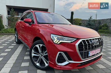 Внедорожник / Кроссовер Audi Q3 2021 в 