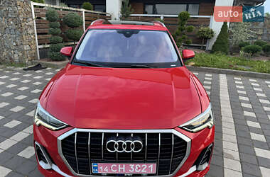 Внедорожник / Кроссовер Audi Q3 2021 в 