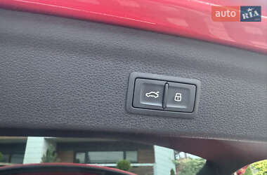 Внедорожник / Кроссовер Audi Q3 2021 в 