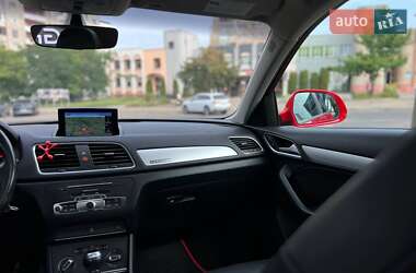 Внедорожник / Кроссовер Audi Q3 2018 в 
