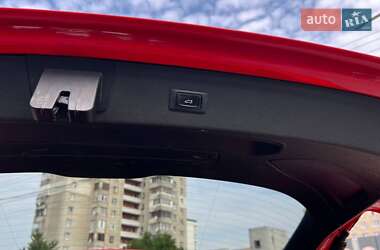 Внедорожник / Кроссовер Audi Q3 2018 в 