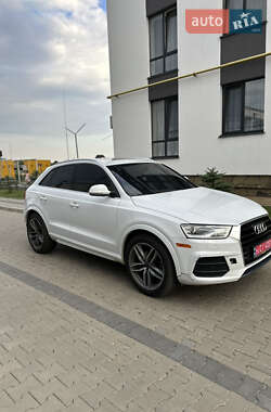 Внедорожник / Кроссовер Audi Q3 2017 в 