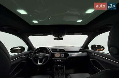 Внедорожник / Кроссовер Audi Q3 2022 в 