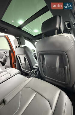 Внедорожник / Кроссовер Audi Q3 2022 в 