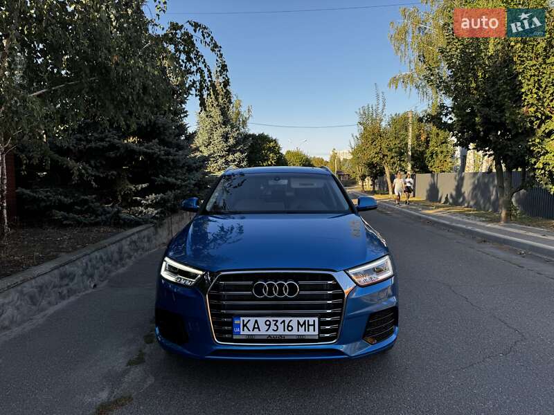 Позашляховик / Кросовер Audi Q3 2015 в Києві
