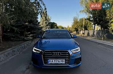 Позашляховик / Кросовер Audi Q3 2015 в 