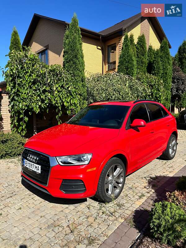 Позашляховик / Кросовер Audi Q3 2016 в Києві