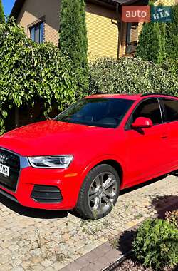 Позашляховик / Кросовер Audi Q3 2016 в Києві