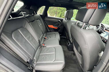 Позашляховик / Кросовер Audi Q3 2019 в 