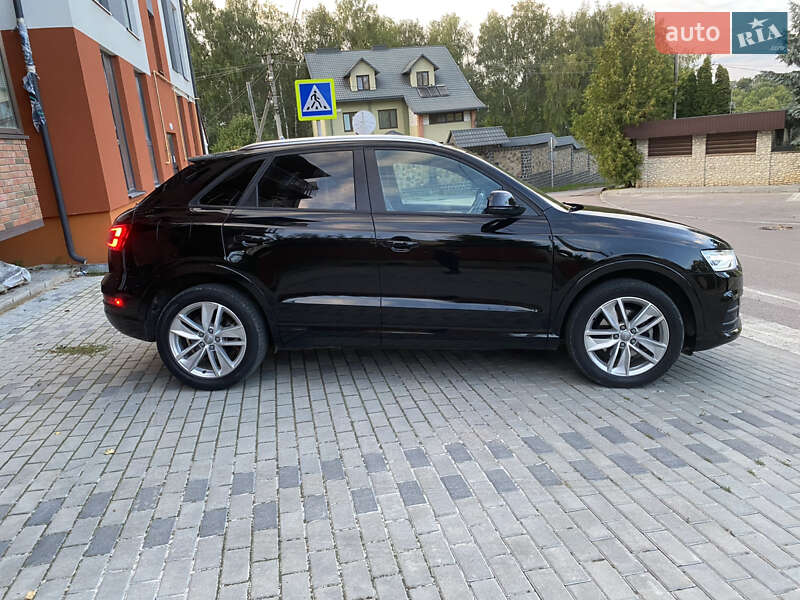 Внедорожник / Кроссовер Audi Q3 2017 в Тернополе