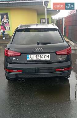 Позашляховик / Кросовер Audi Q3 2017 в 