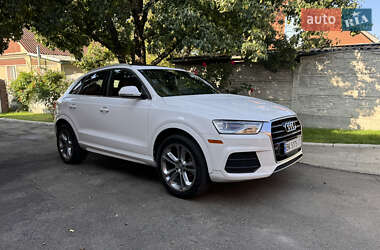 Позашляховик / Кросовер Audi Q3 2016 в Рівному