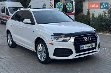 Внедорожник / Кроссовер Audi Q3 2017 в Одессе