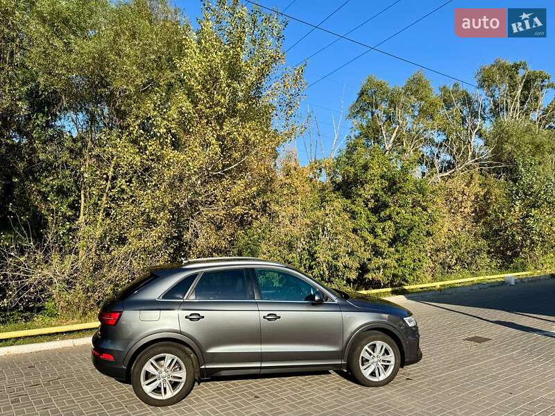 Позашляховик / Кросовер Audi Q3 2017 в Києві
