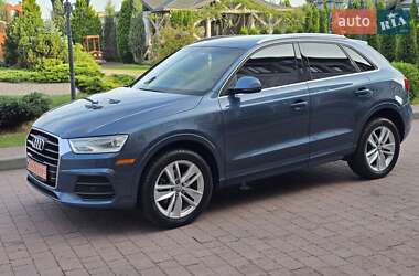 Внедорожник / Кроссовер Audi Q3 2016 в 