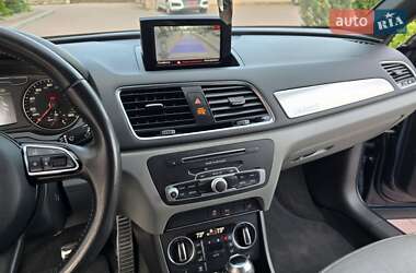 Внедорожник / Кроссовер Audi Q3 2016 в 