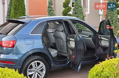 Внедорожник / Кроссовер Audi Q3 2016 в 