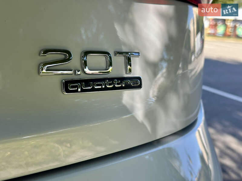 Внедорожник / Кроссовер Audi Q3 2017 в Киеве