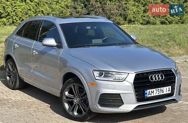 Внедорожник / Кроссовер Audi Q3 2016 в 