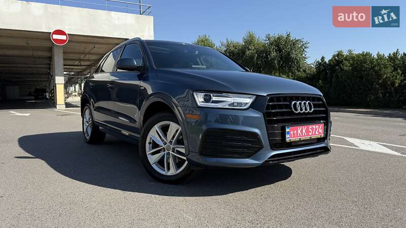 Внедорожник / Кроссовер Audi Q3 2018 в 