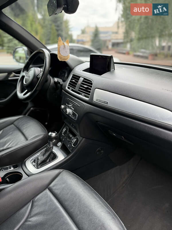 Внедорожник / Кроссовер Audi Q3 2016 в Виннице
