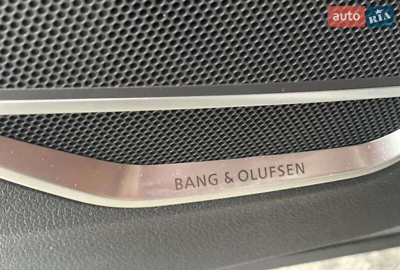 Внедорожник / Кроссовер Audi Q3 2021 в Львове