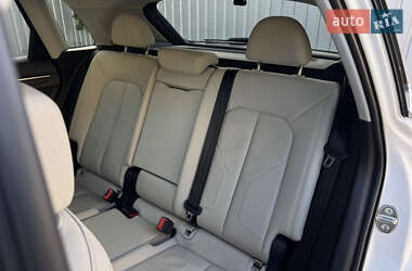 Внедорожник / Кроссовер Audi Q3 2019 в 