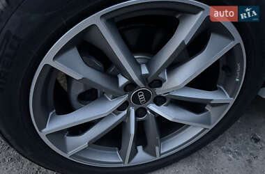 Внедорожник / Кроссовер Audi Q3 2024 в Киеве