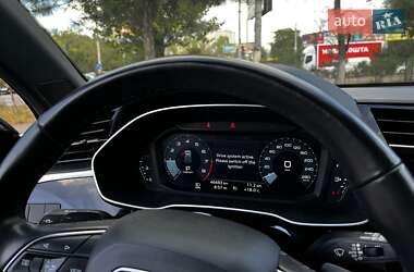 Внедорожник / Кроссовер Audi Q3 2020 в 