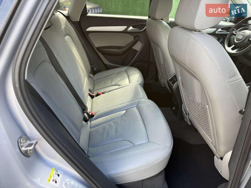 Внедорожник / Кроссовер Audi Q3 2017 в Одессе