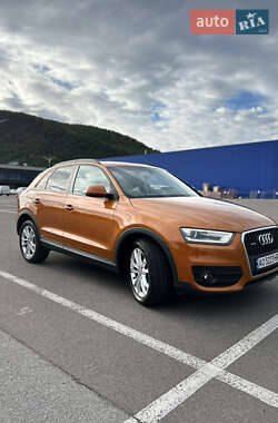 Внедорожник / Кроссовер Audi Q3 2012 в 