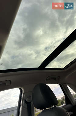Внедорожник / Кроссовер Audi Q3 2012 в 