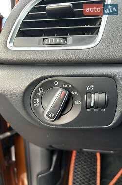 Внедорожник / Кроссовер Audi Q3 2012 в 