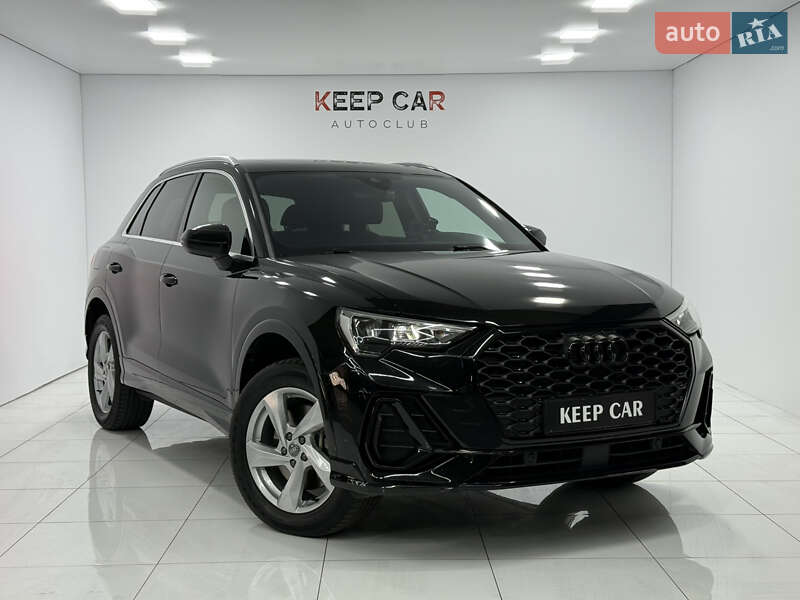 Внедорожник / Кроссовер Audi Q3 2019 в Одессе