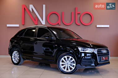 Позашляховик / Кросовер Audi Q3 2018 в 
