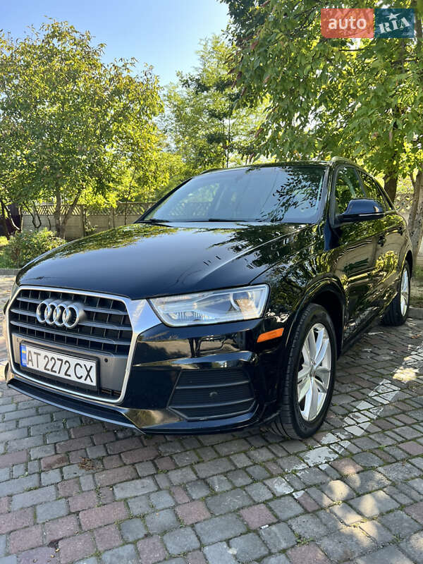 Внедорожник / Кроссовер Audi Q3 2016 в Ивано-Франковске