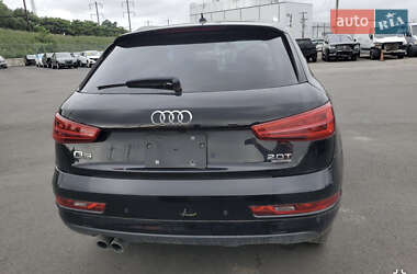 Внедорожник / Кроссовер Audi Q3 2017 в 